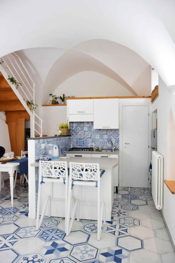 Mela & Cannella Accommodation مينوري المظهر الخارجي الصورة